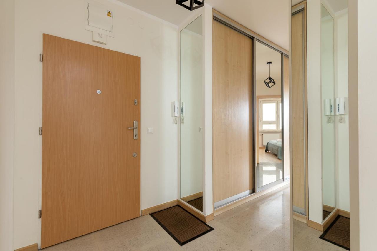 Apartment Slominskiego 5 II With Balcony By Noclegi Renters 바르샤바 외부 사진