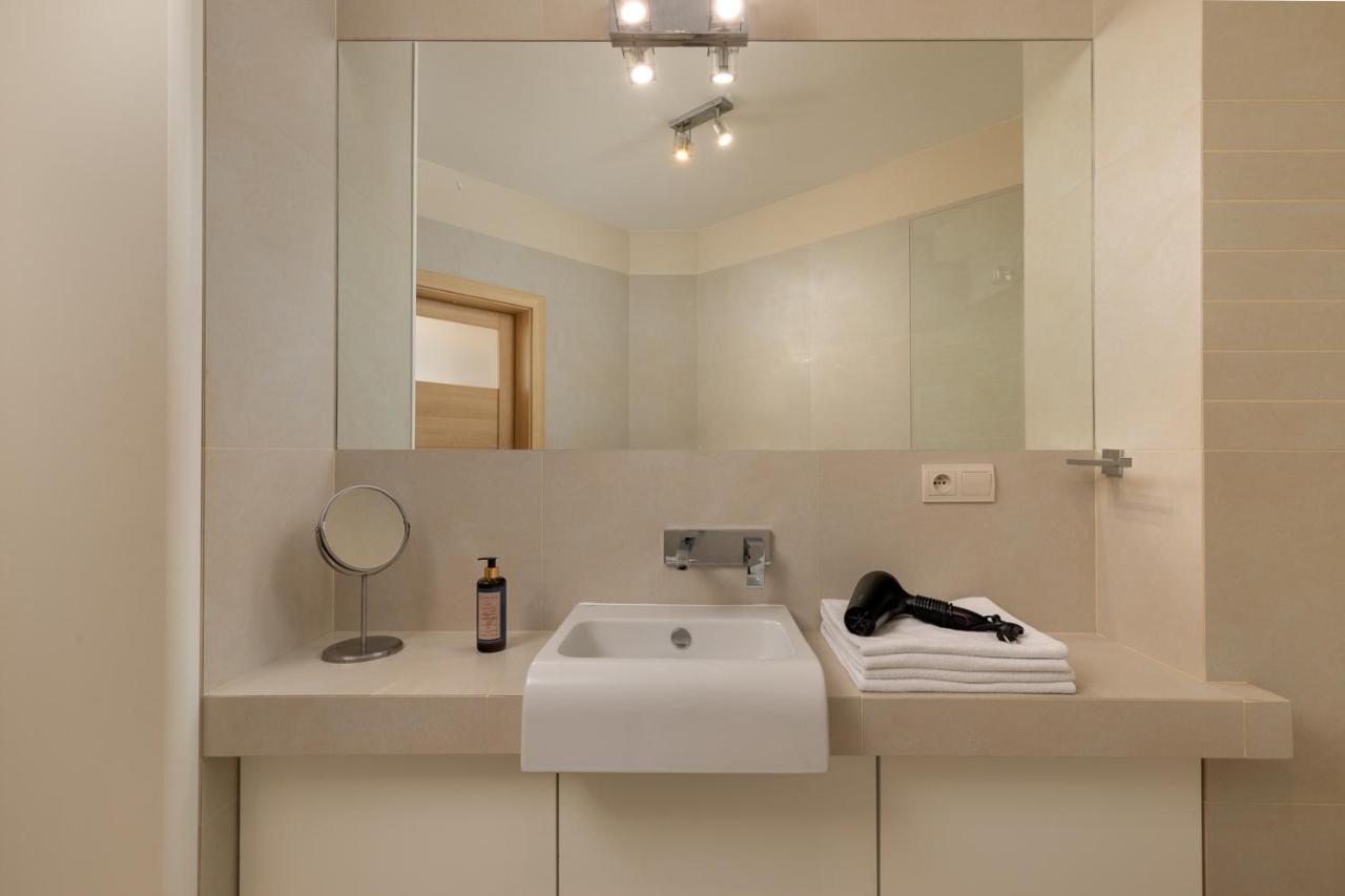 Apartment Slominskiego 5 II With Balcony By Noclegi Renters 바르샤바 외부 사진
